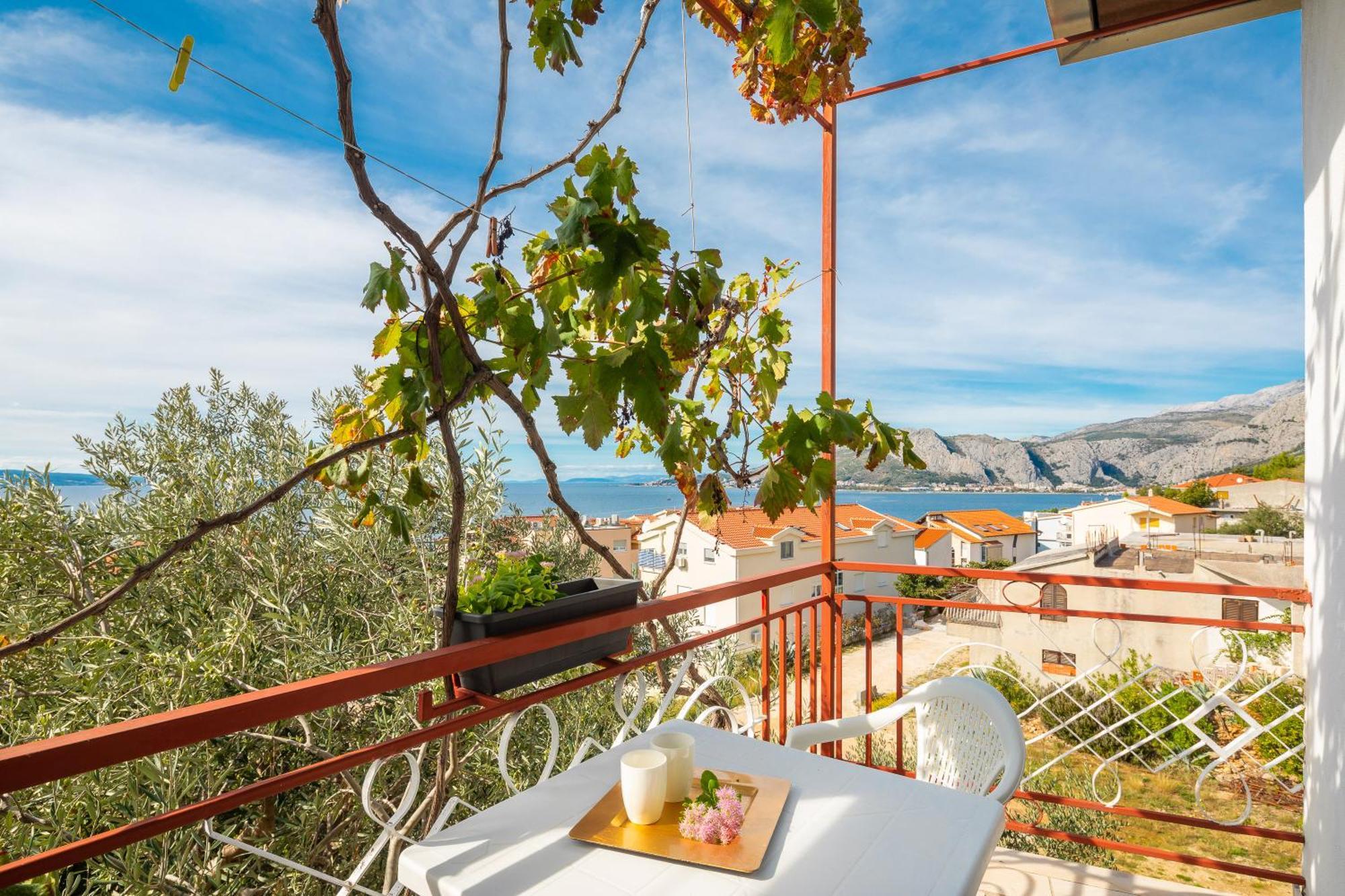 Apartments Roza Omiš Exterior foto