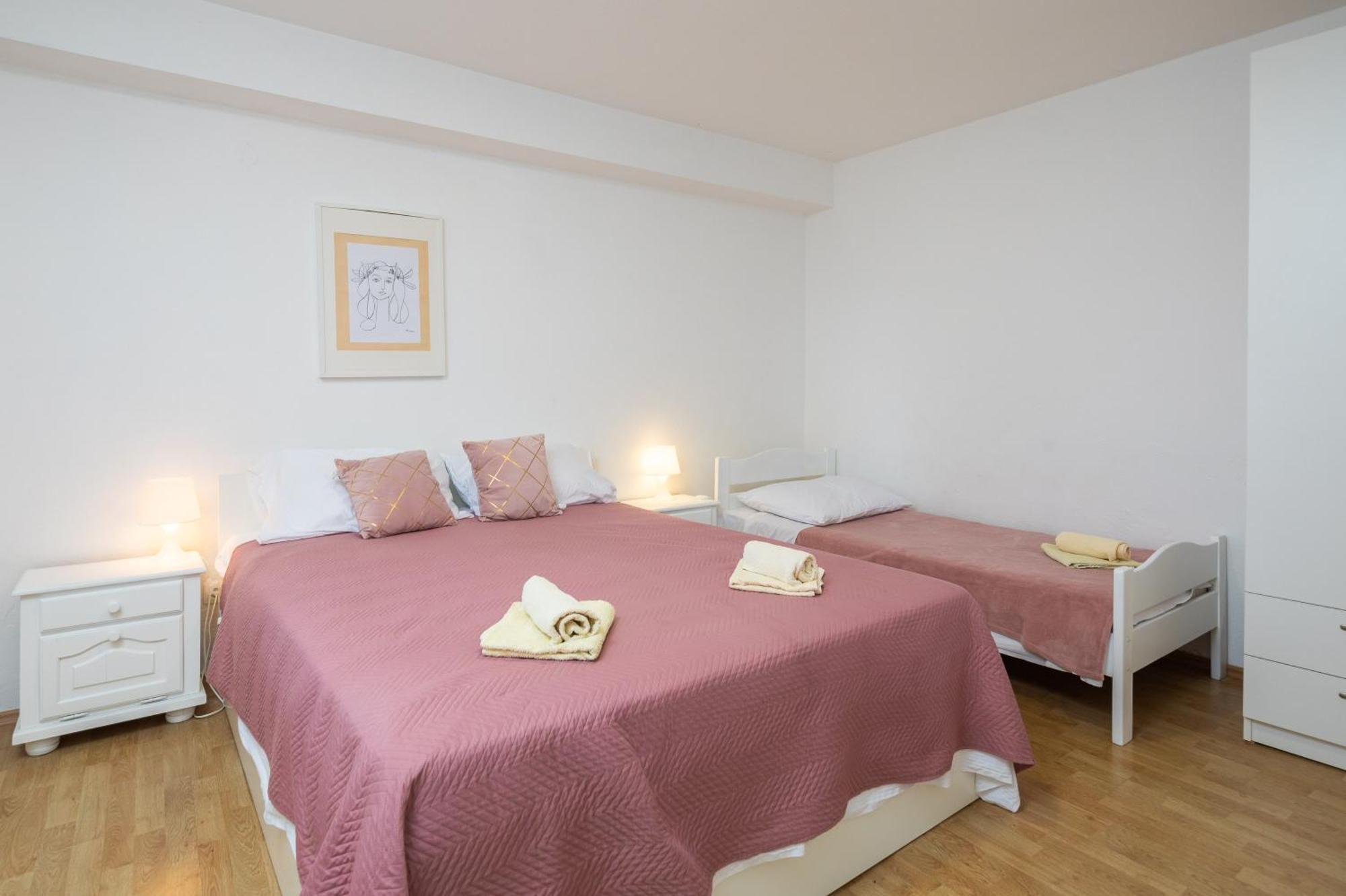 Apartments Roza Omiš Exterior foto